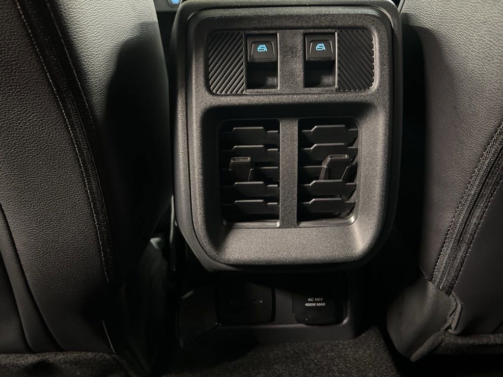 New 2025 Ford Bronco Outer Banks image 32