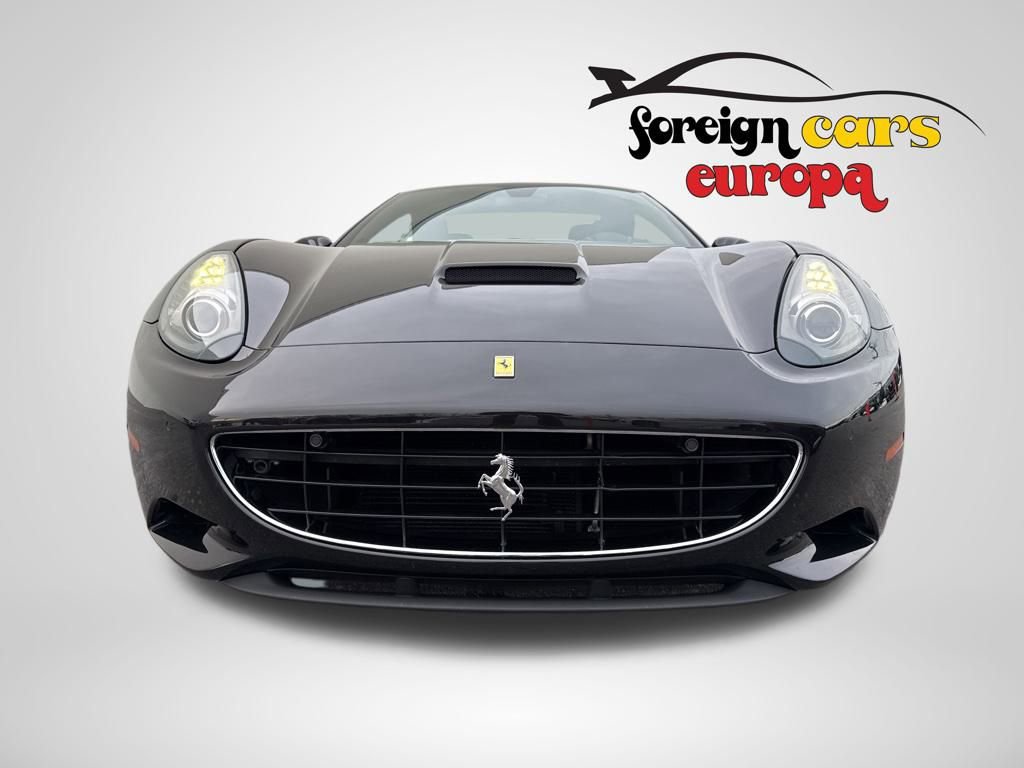 Used 2014 Ferrari California image 2