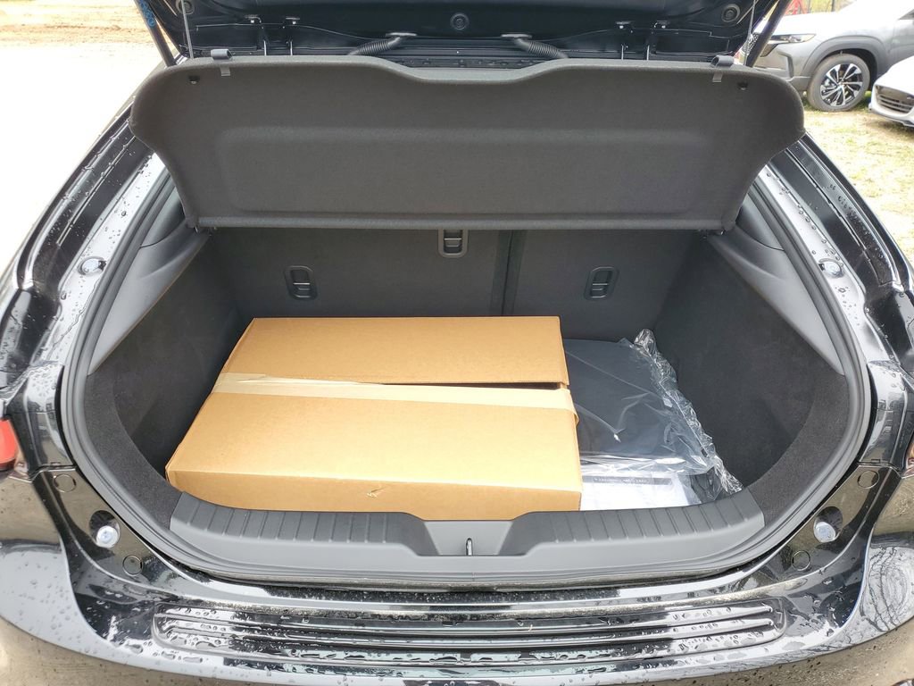 New 2026 MAZDA MAZDA3 Hatchback w/Premium Plus Pkg AWD/4WD image 8