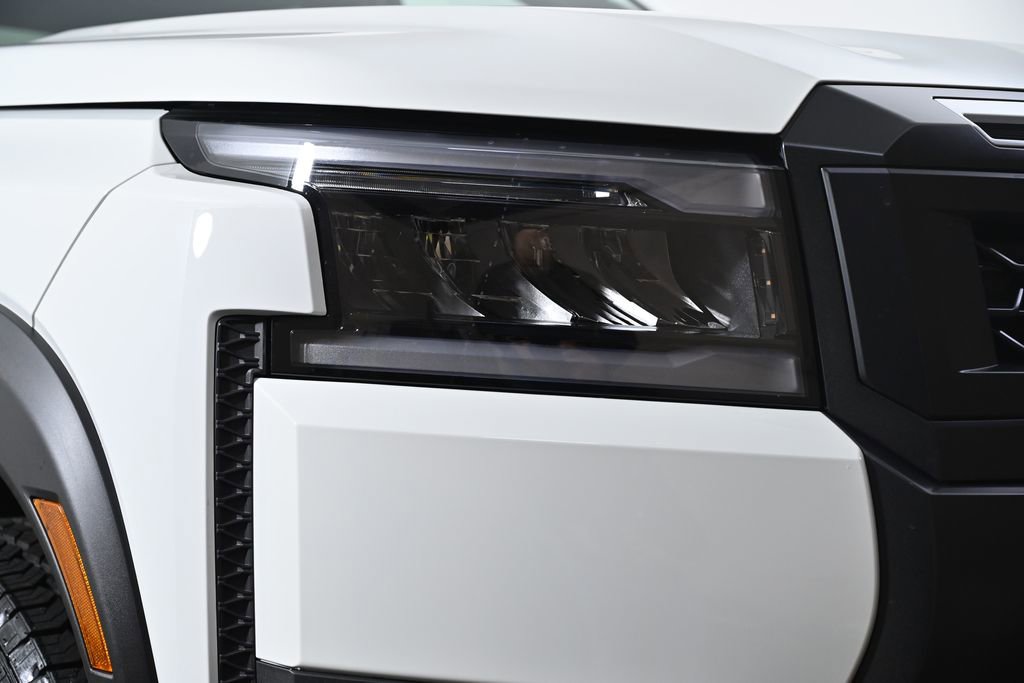 Certified 2026 Nissan Frontier PRO-4X w/ Tow Package image 5