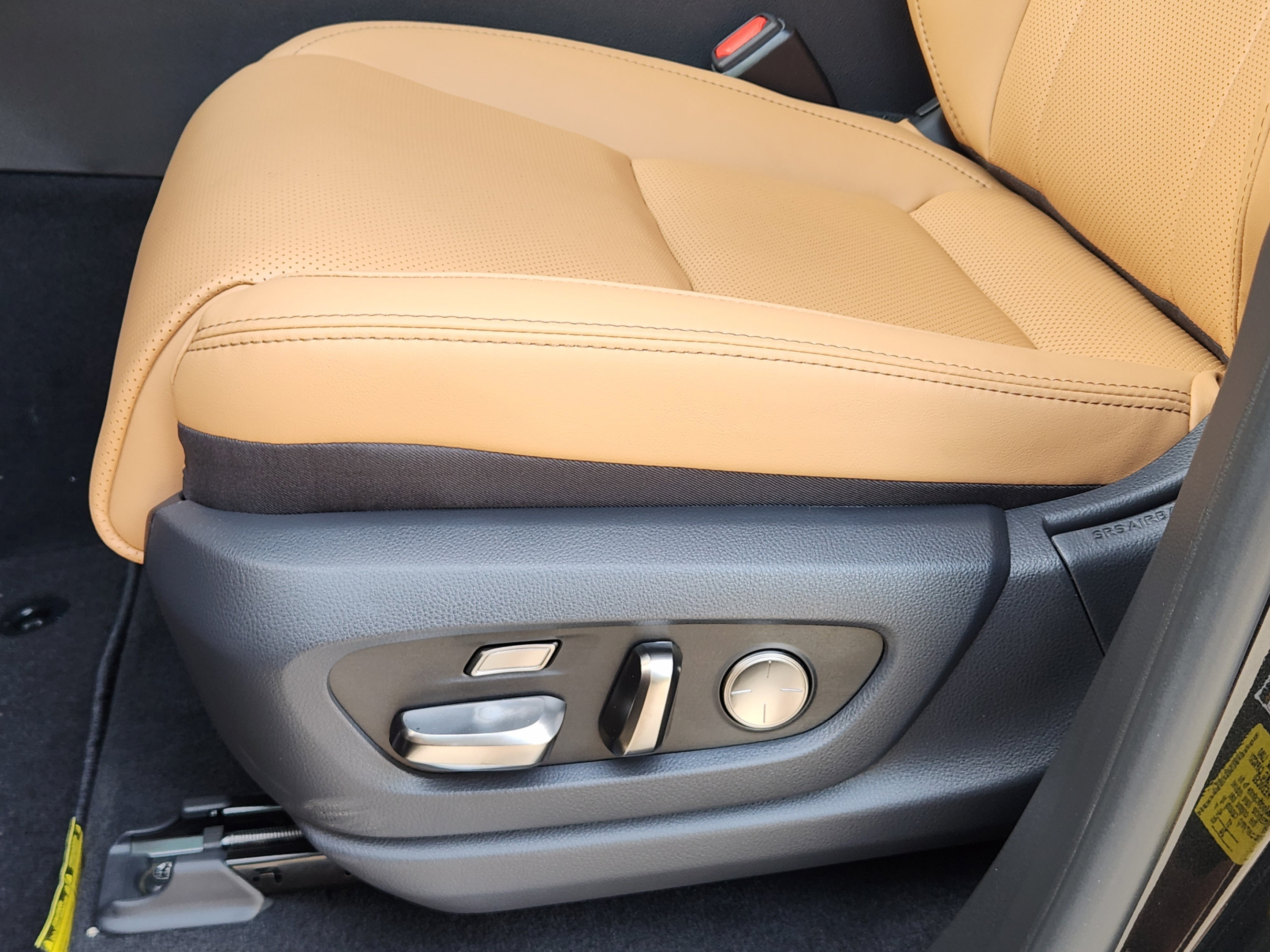 New 2026 Lexus LX 600 4WD w/ Interior Upgrade Package image 18