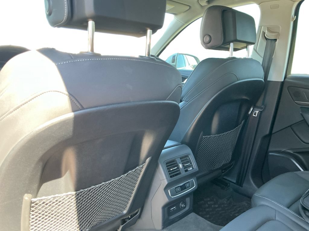 Used 2025 Audi Q5 e Premium AWD/4WD image 22