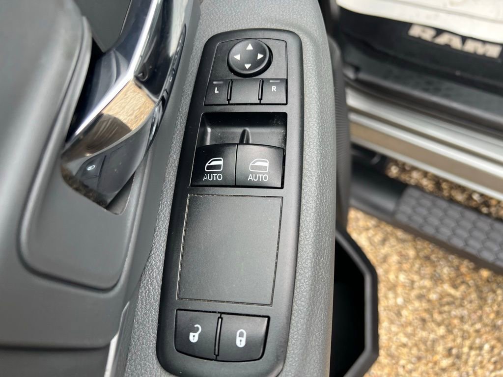 Used 2013 RAM 1500 Tradesman w/ PWR & Remote Entry Group image 20