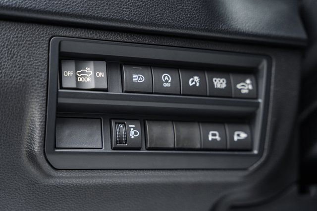 New 2026 Toyota Tundra SR5 w/ SR5 Convenience Package image 38