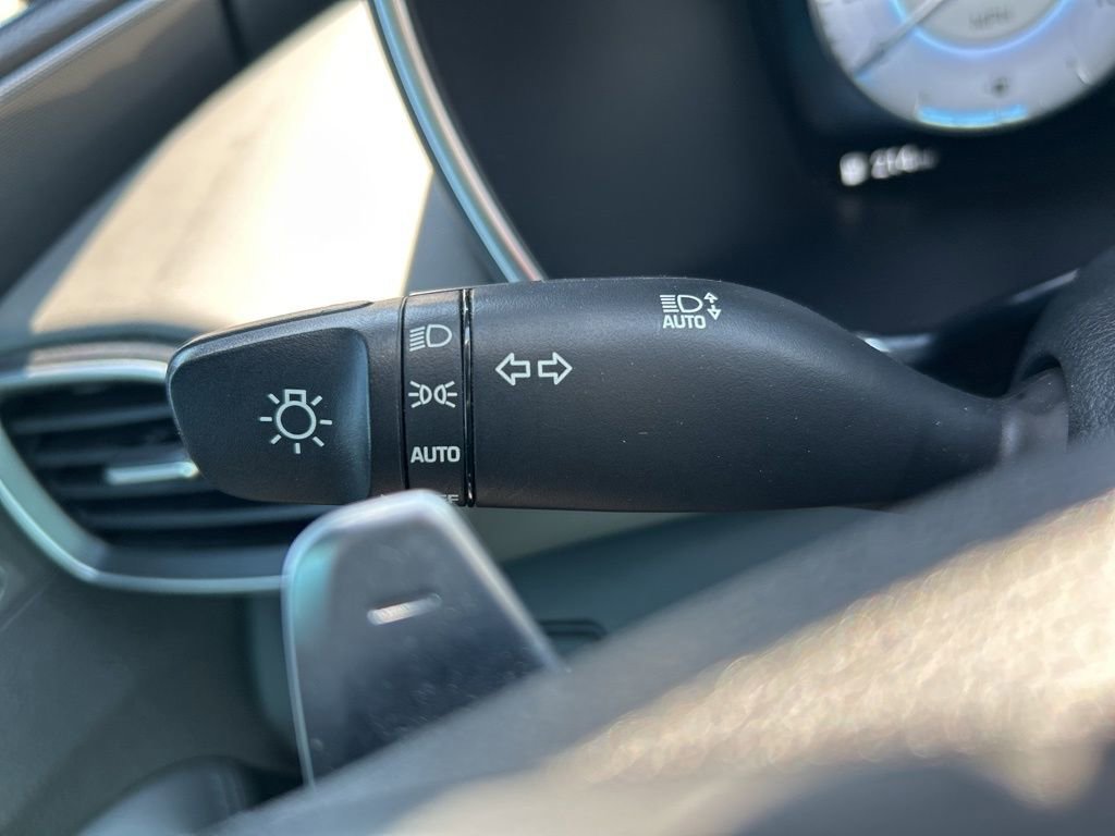 Used 2022 Hyundai Santa Fe Limited image 31