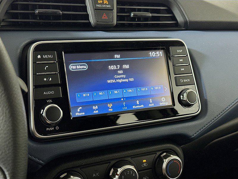 New 2025 Nissan Versa SV w/ Trunk Package FWD image 14