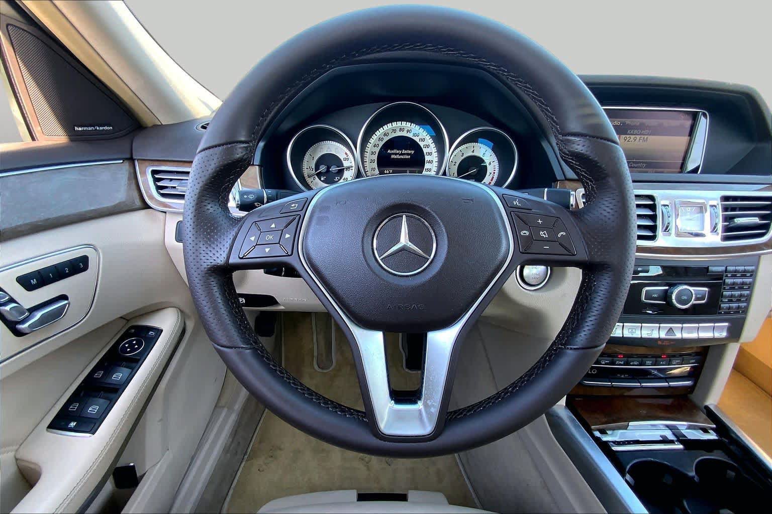 Used 2014 Mercedes-Benz E 350 Sedan image 6