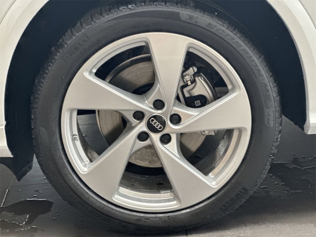 New 2025 Audi Q5 Premium Plus image 10