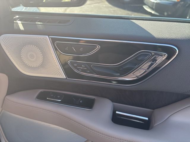 Certified 2024 Lincoln Navigator Reserve image 15