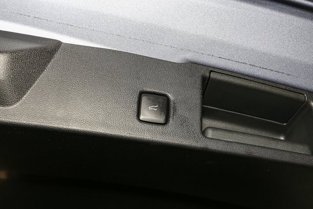 Used 2022 Ford Escape SE w/ Convenience Package image 12