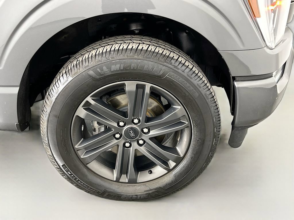 Used 2021 Ford F150 Lariat w/ Equipment Group 502A High image 39