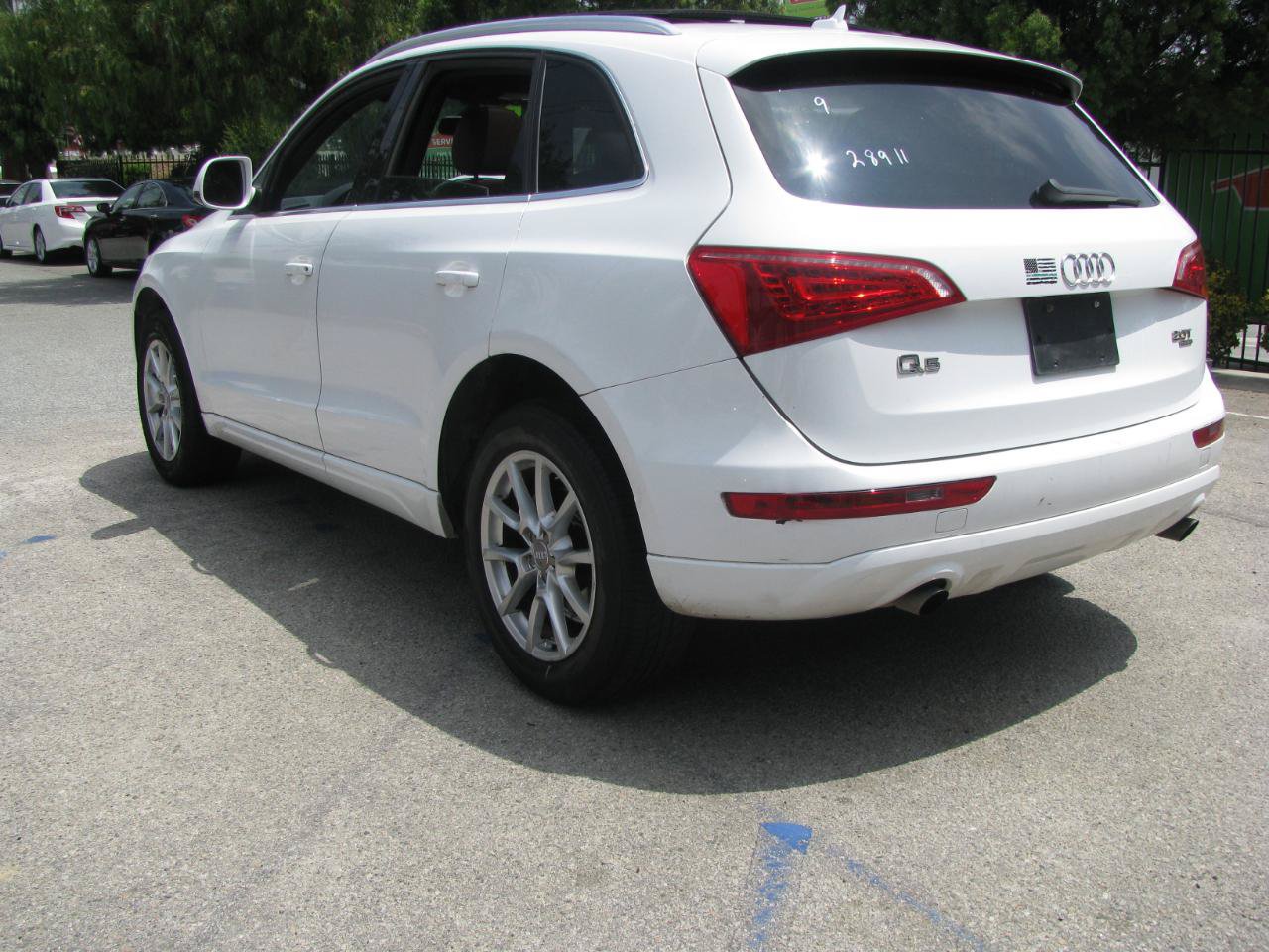 Used 2011 Audi Q5 2.0T Premium AWD/4WD image 4