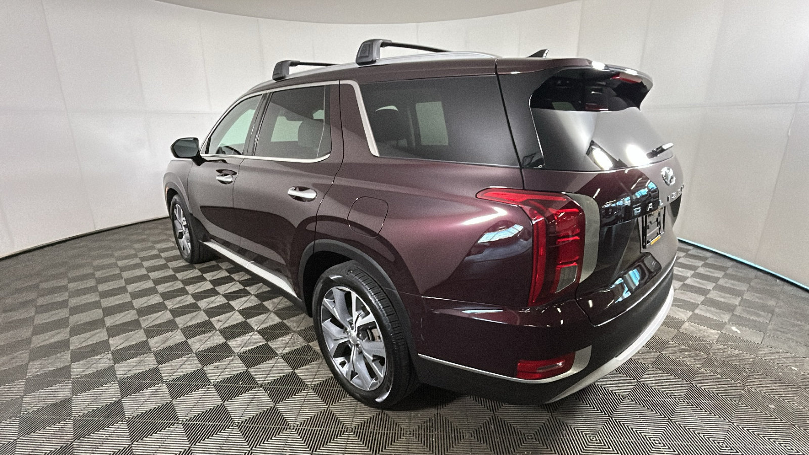 Used 2021 Hyundai Palisade SEL w/ Premium Package FWD image 5