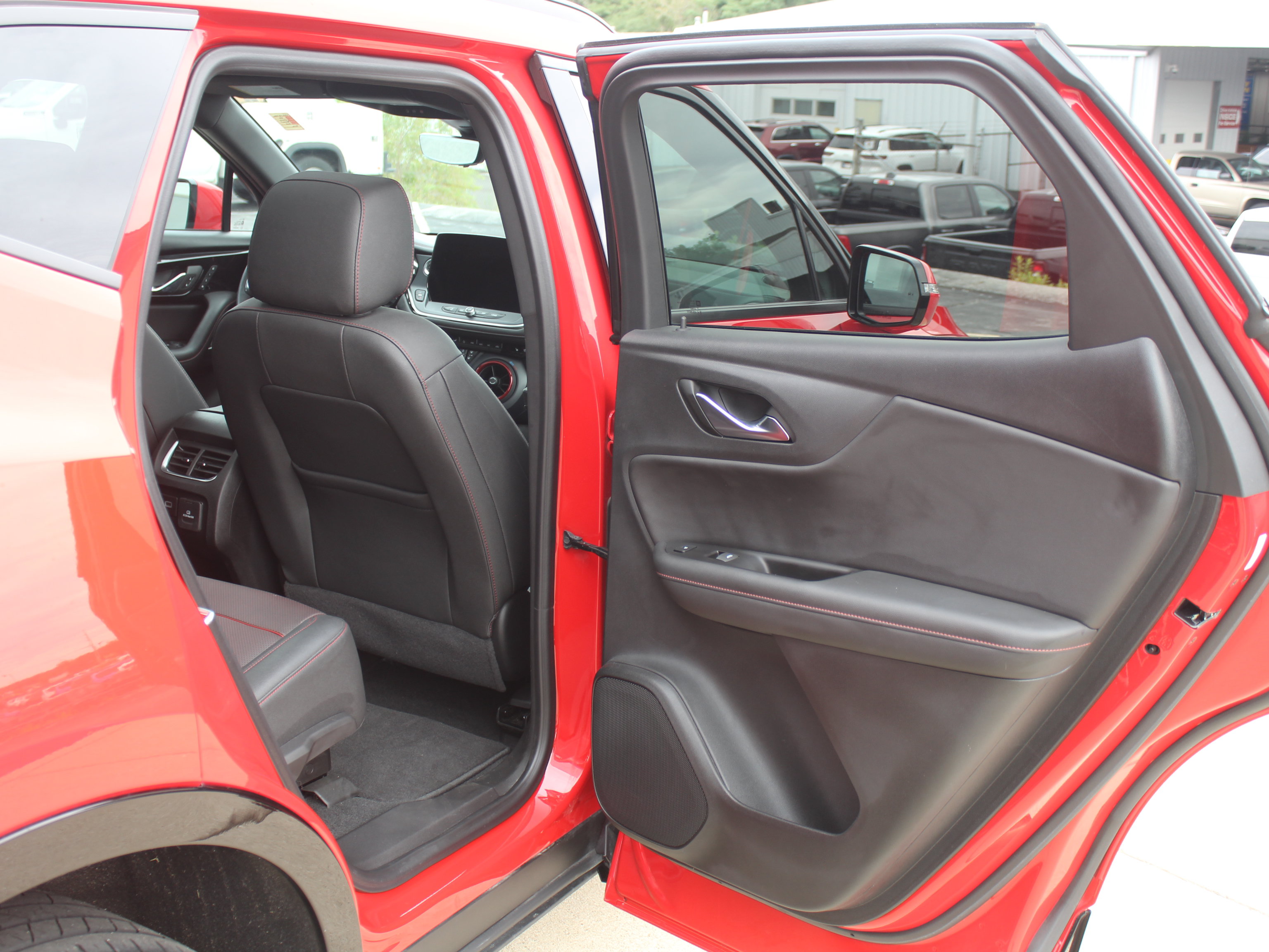 Used 2023 Chevrolet Blazer RS w/ Driver Confidence II Package AWD/4WD image 26