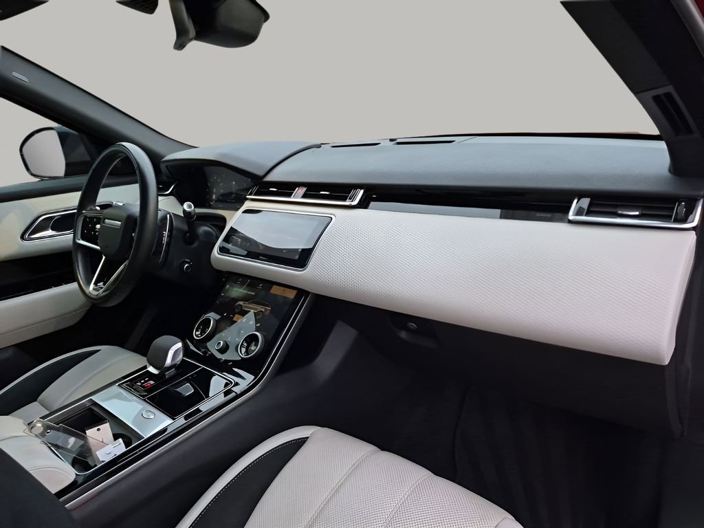 Used 2021 Land Rover Range Rover Velar R-Dynamic S image 14