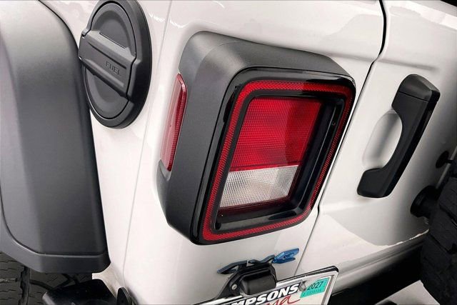 Used 2023 Jeep Wrangler Unlimited w/ Cold Weather Group image 30