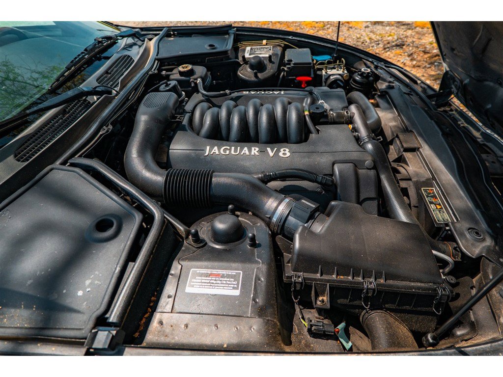 Used 1998 Jaguar XK8 Convertible image 35