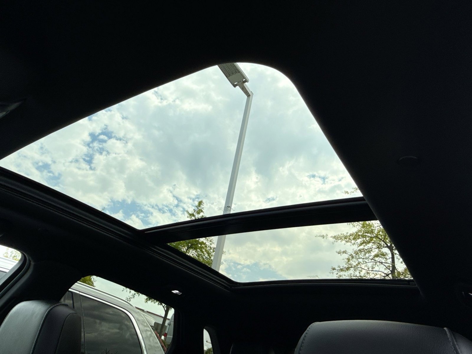 Used 2022 Cadillac XT5 Premium Luxury AWD/4WD image 24