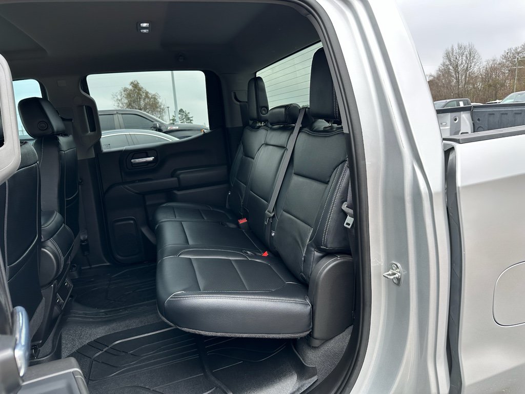 Used 2022 Chevrolet Silverado 1500 Custom w/ Safety Confidence Package RWD image 9