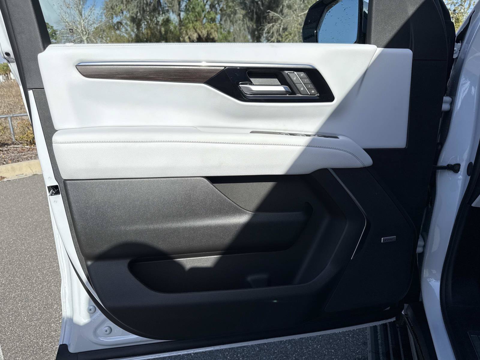 New 2026 Chevrolet Suburban Premier AWD/4WD image 20