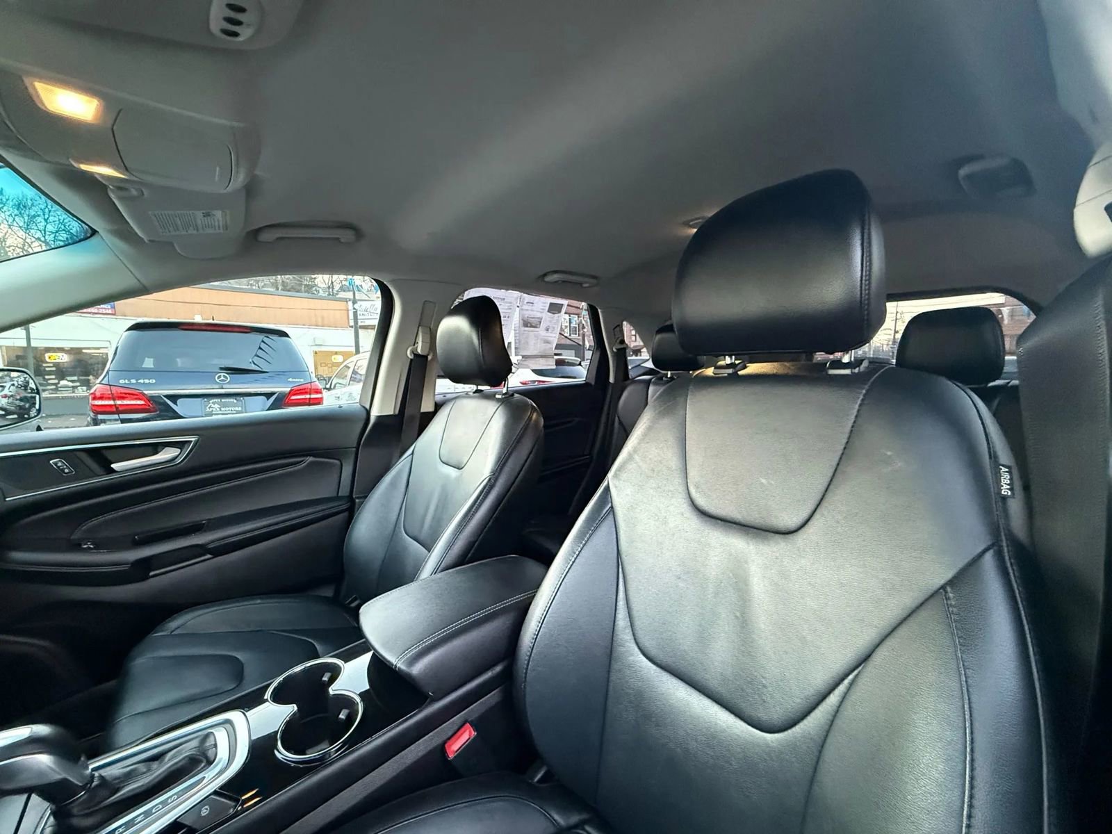 Used 2015 Ford Edge Titanium image 21