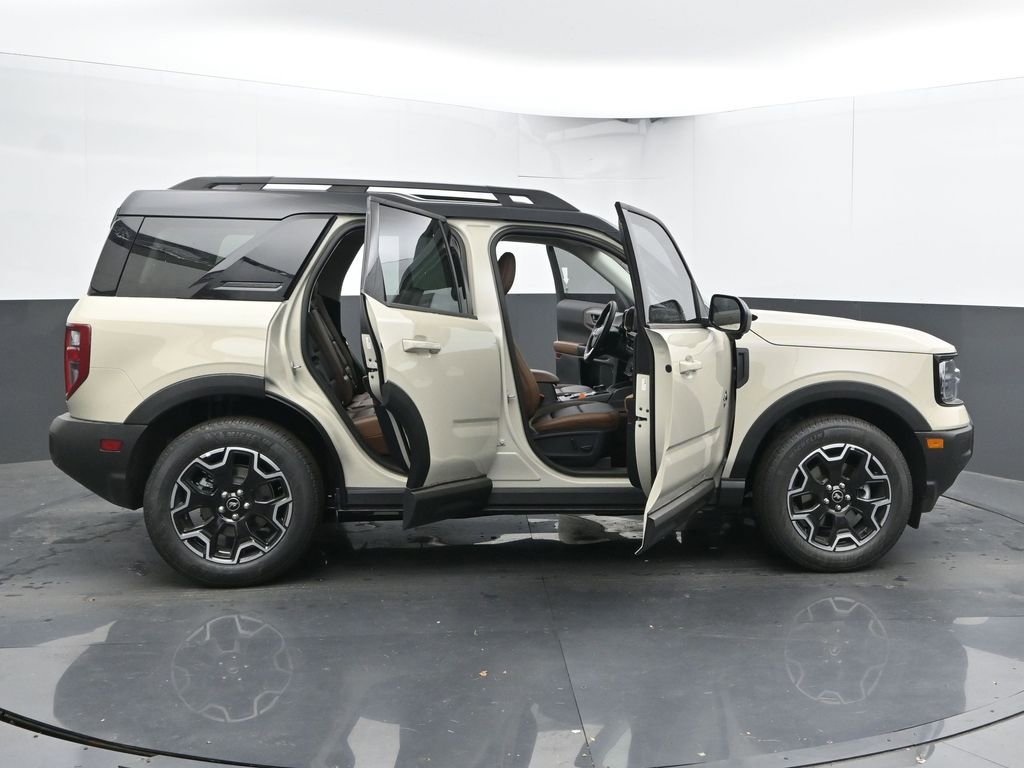 New 2025 Ford Bronco Sport Outer Banks w/ Outer Banks Tech Package+ image 59