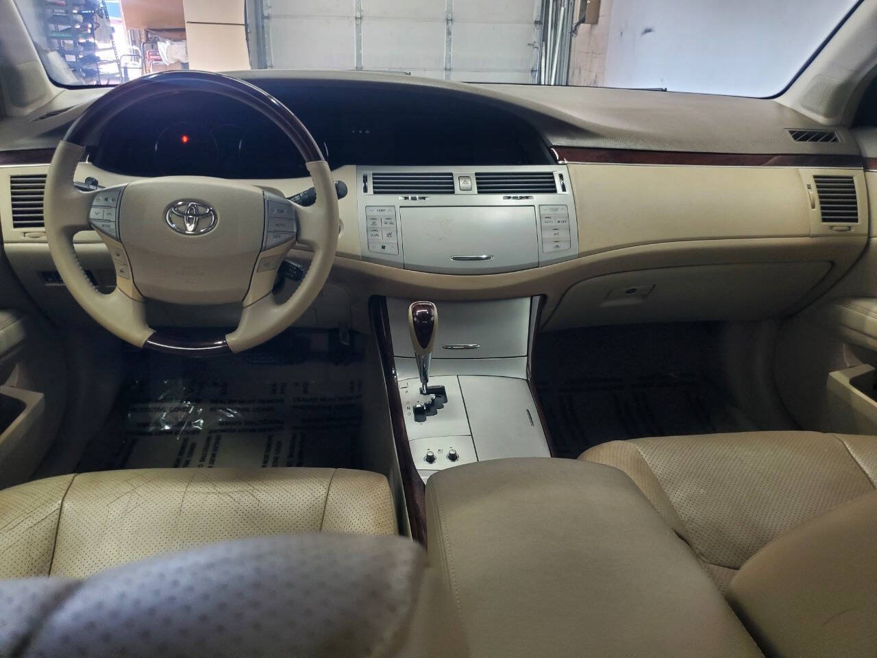 Used 2008 Toyota Avalon XL FWD image 11