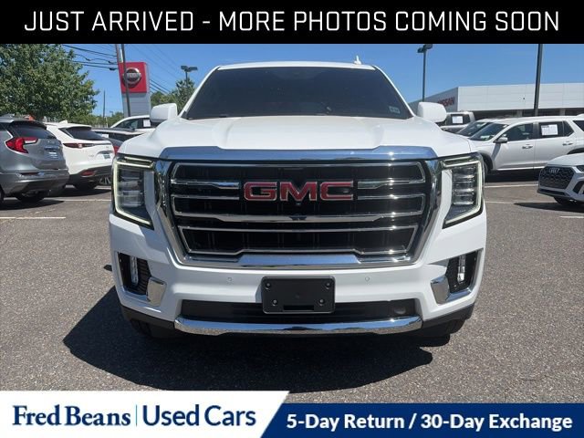 Used 2021 GMC Yukon SLT w/ SLT Premium Package AWD/4WD image 2