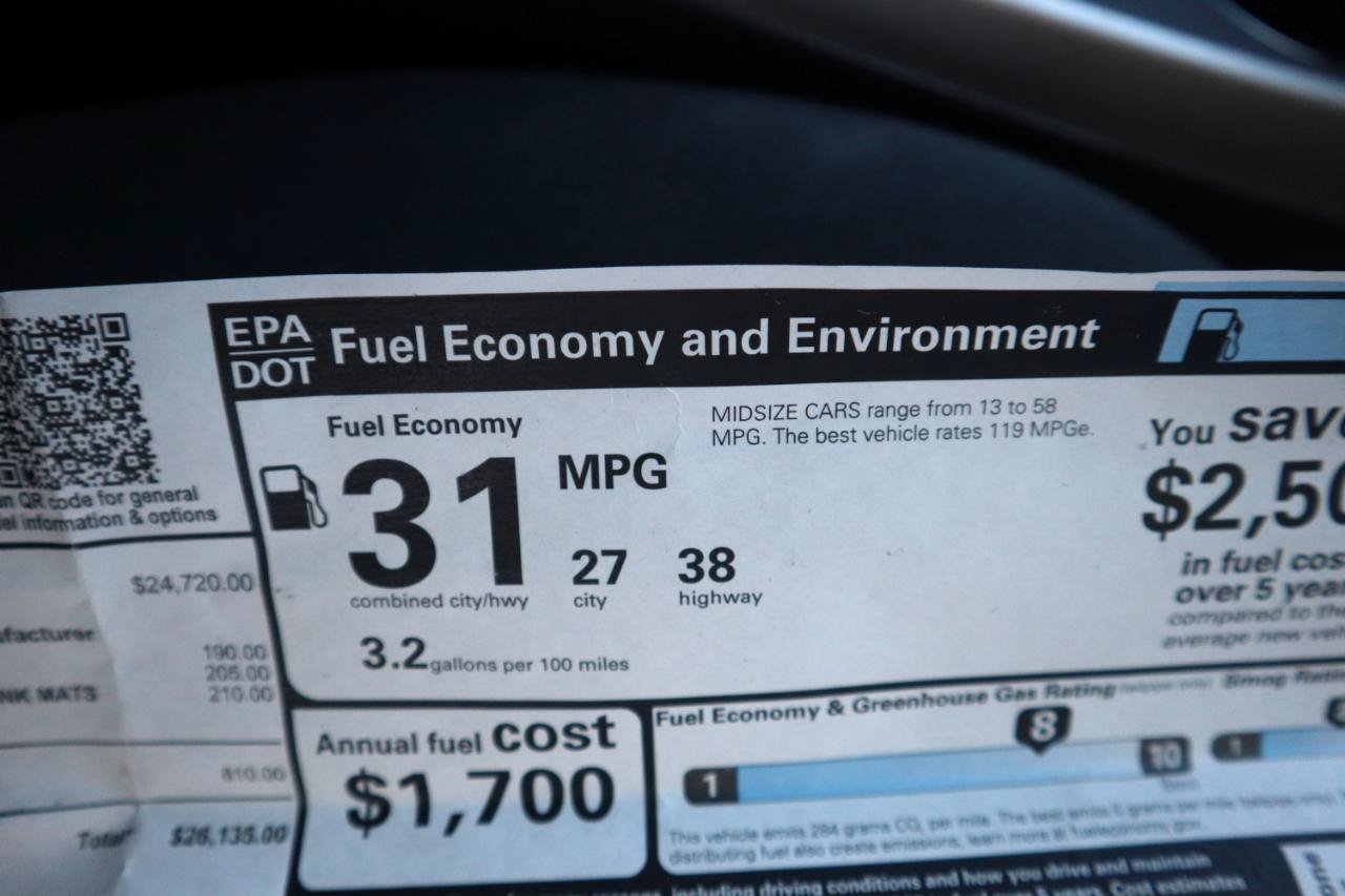 Used 2015 Nissan Altima 2.5 SV FWD image 39