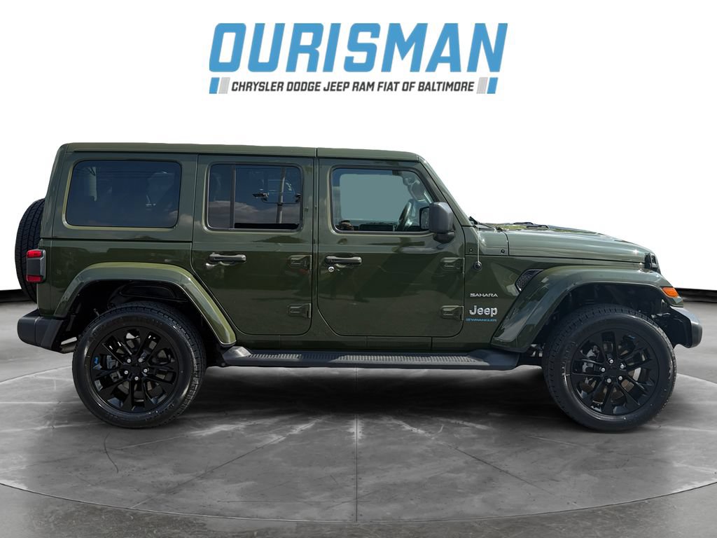 Used 2023 Jeep Wrangler Unlimited Sahara w/ Cold Weather Group AWD/4WD image 7