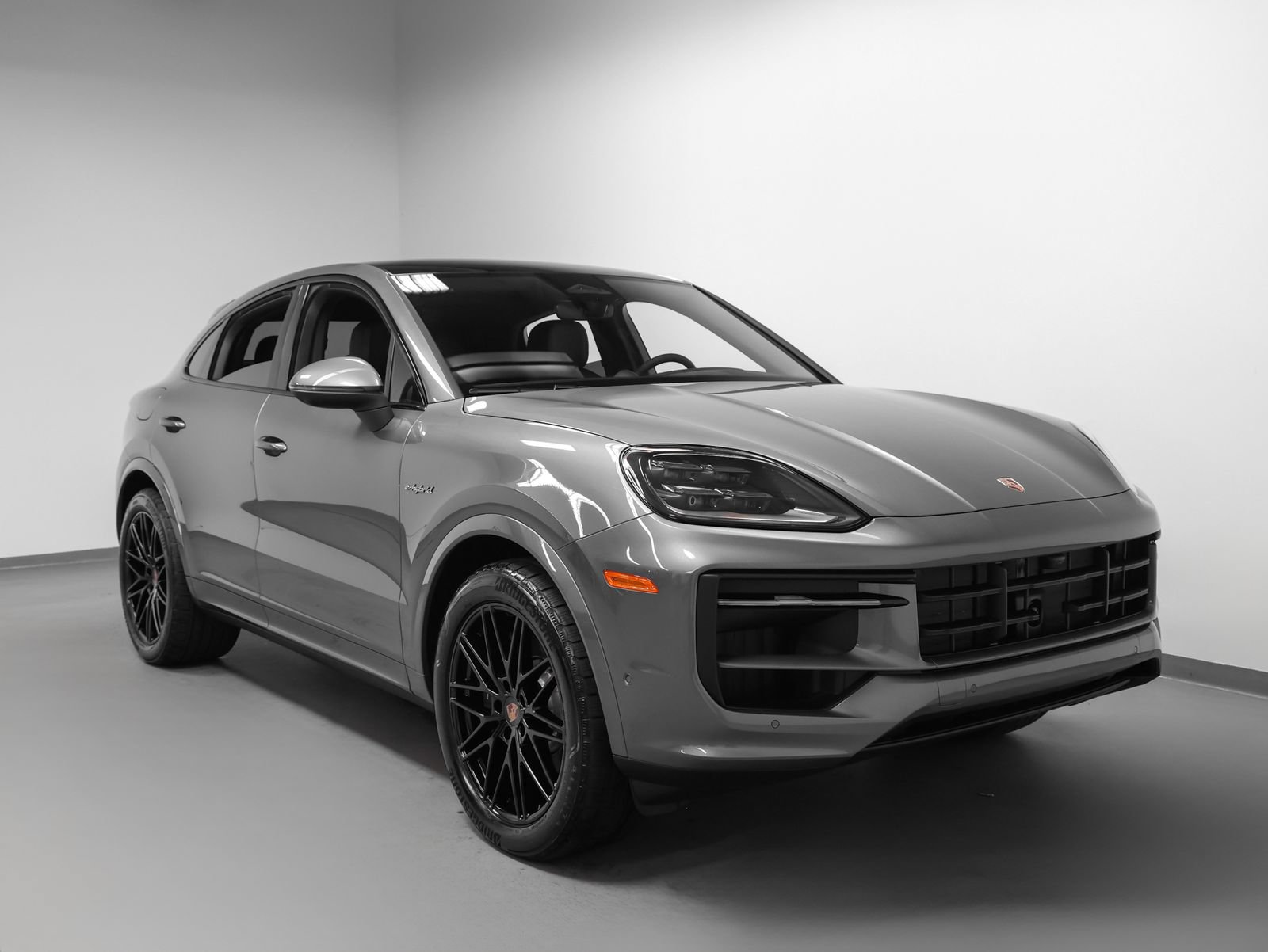 New 2026 Porsche Cayenne E-Hybrid Coupe AWD/4WD image 10