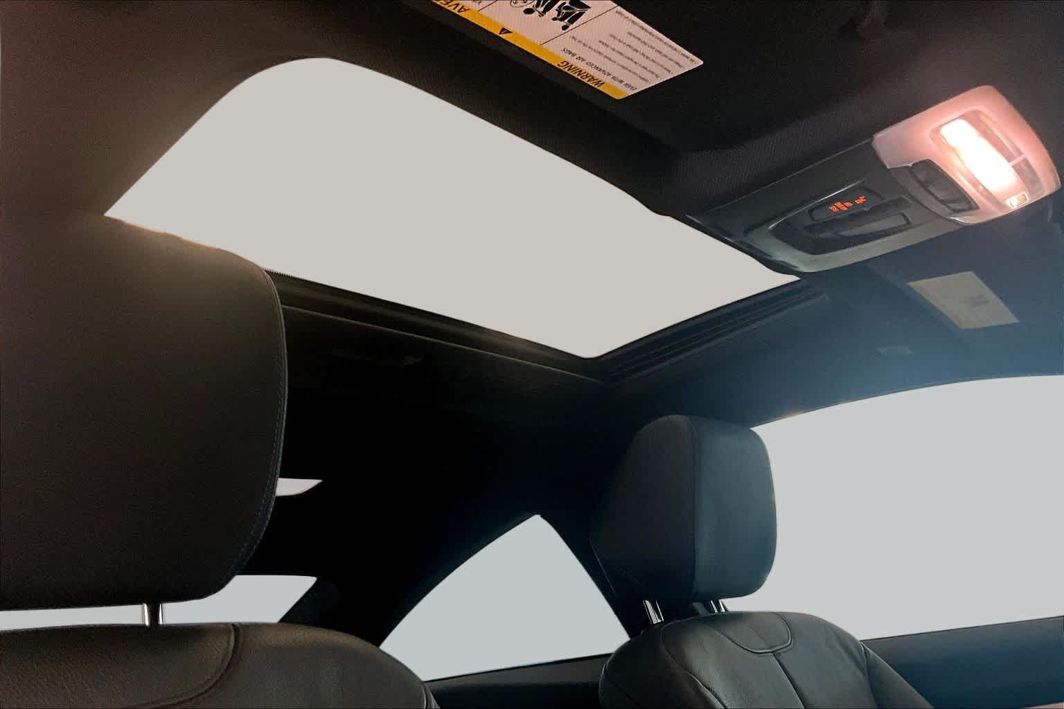 Used 2019 BMW 430i Coupe w/ M Sport Package RWD image 12