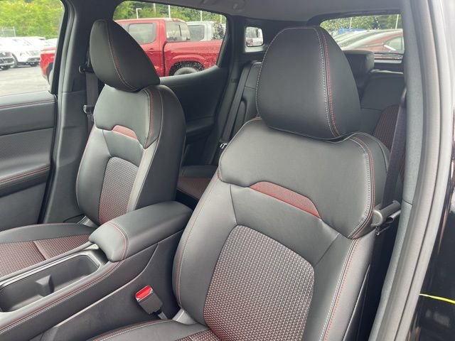 New 2025 Nissan Kicks SR image 17