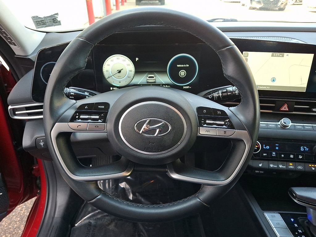 Used 2023 Hyundai Elantra SEL w/ Convenience Package image 21