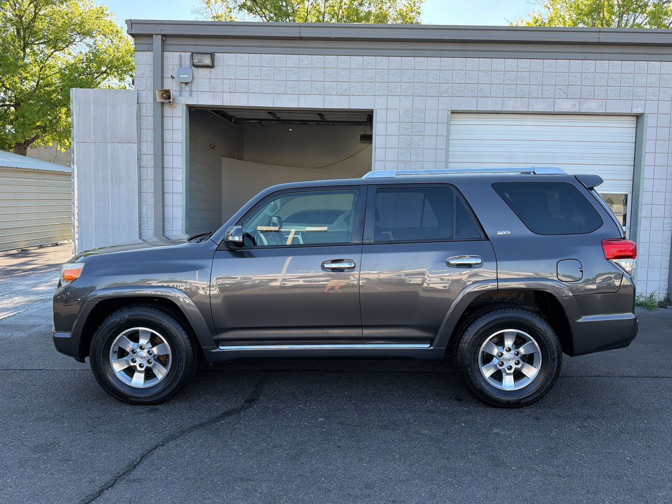 Used 2013 Toyota 4Runner SR5 RWD image 2