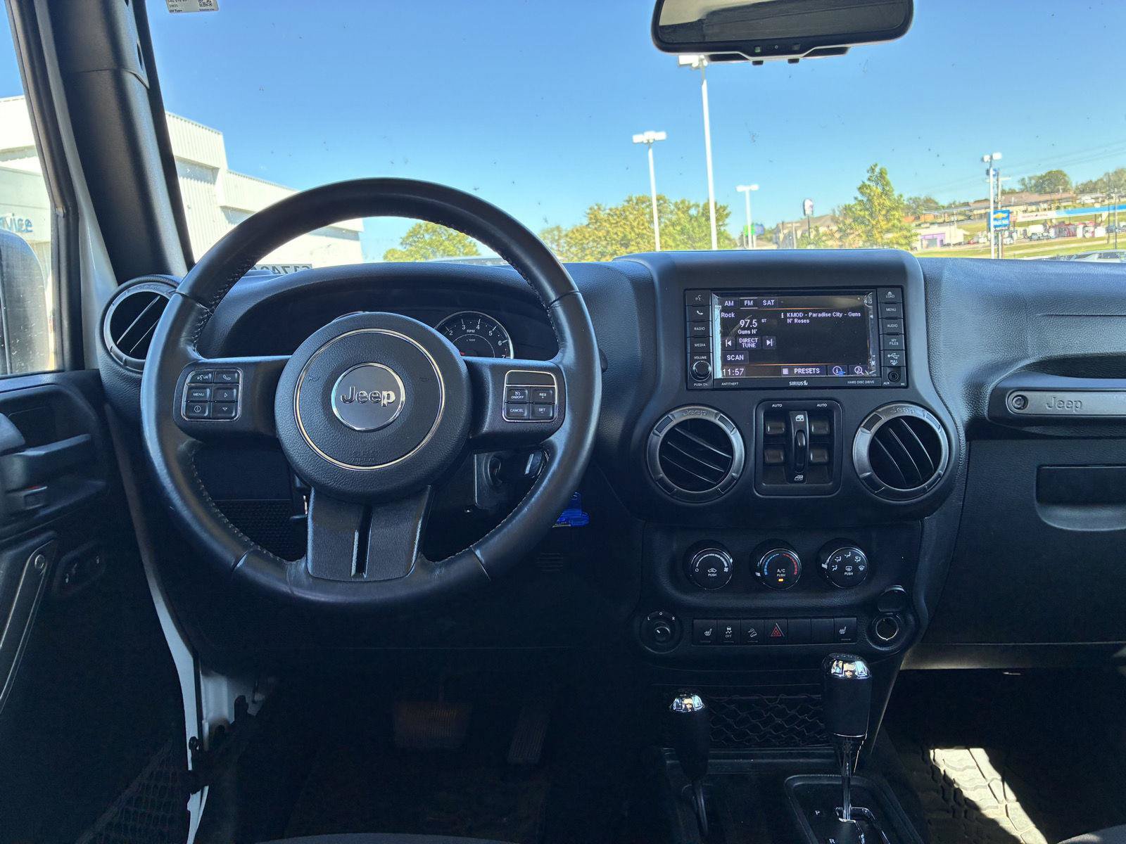 Used 2018 Jeep Wrangler Unlimited Sport S AWD/4WD image 13