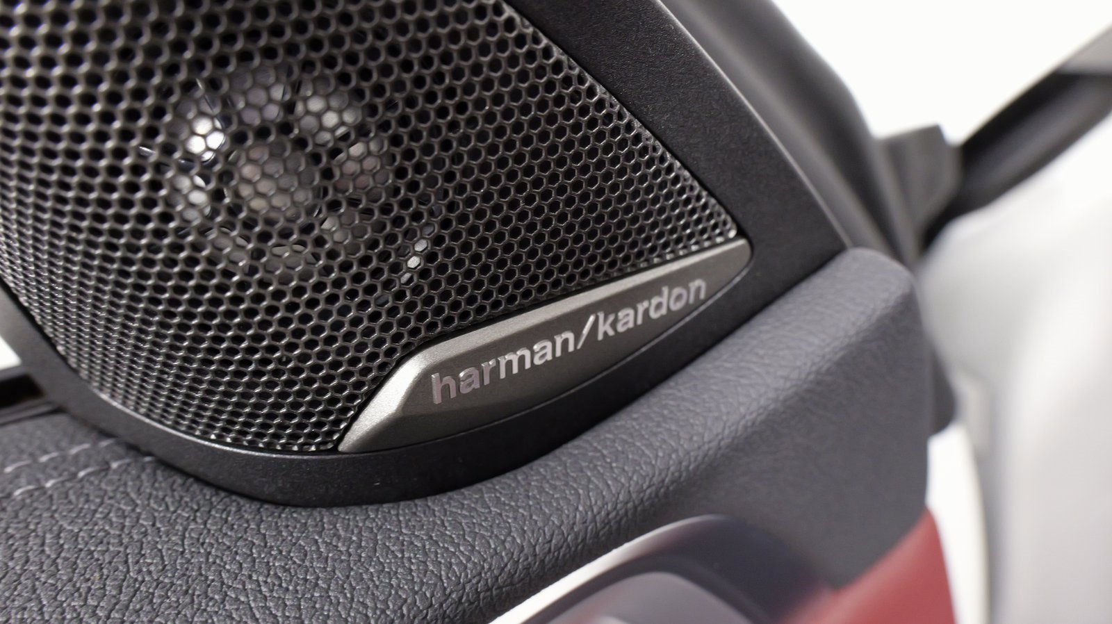 Used 2023 BMW 430i xDrive Convertible w/ M Sport Package image 29