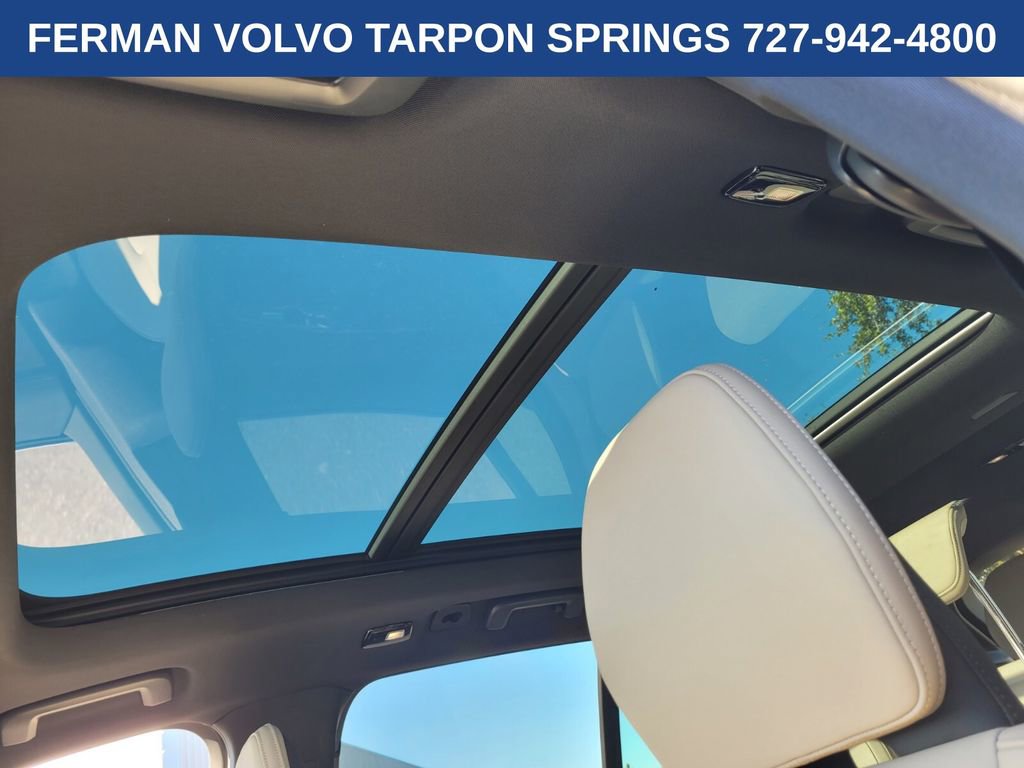 New 2026 Volvo XC90 T8 Plus w/ Protection Package Premier image 24