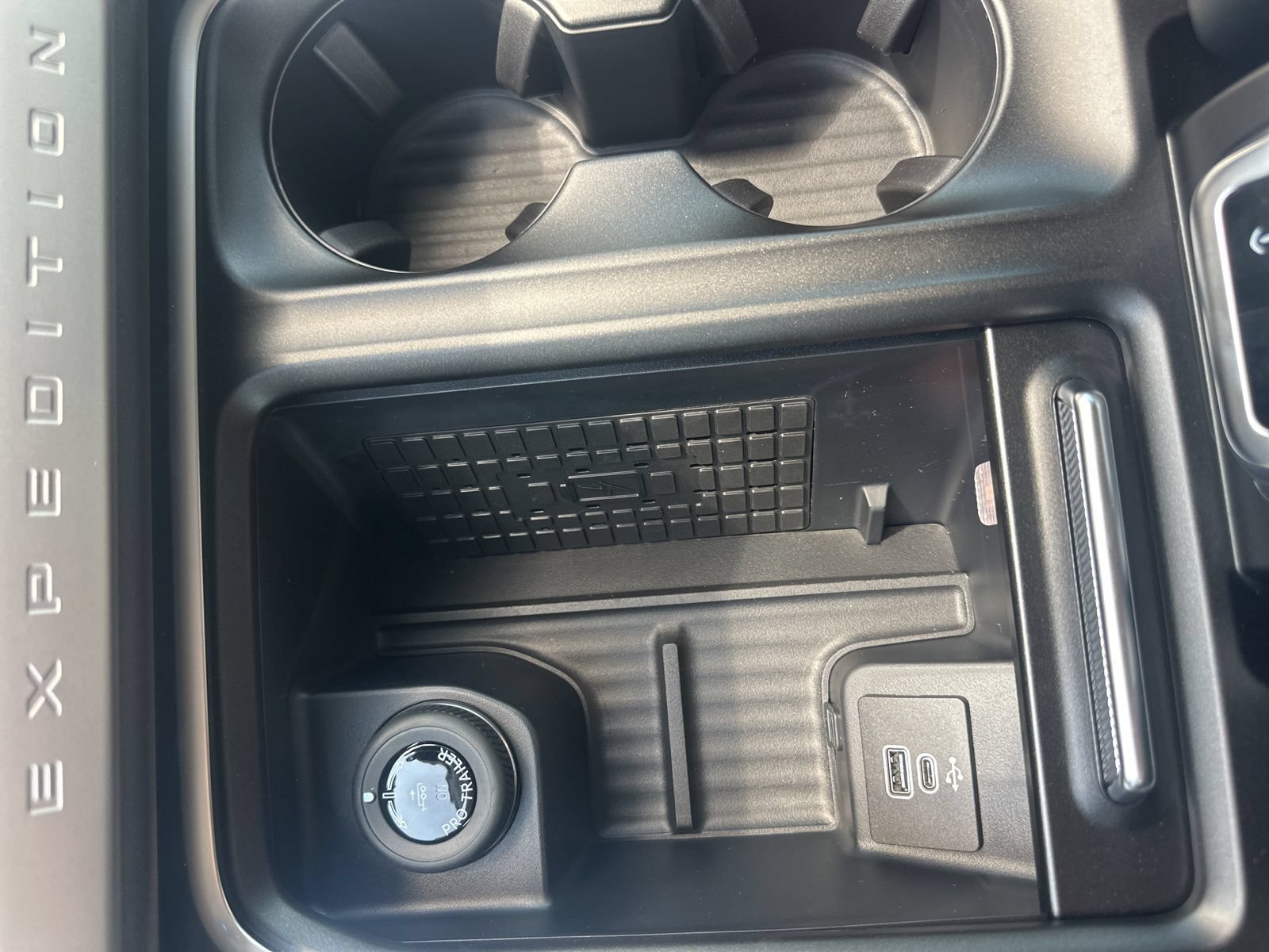 New 2025 Ford Expedition Max Active RWD image 28