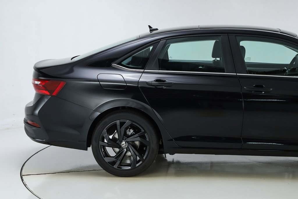 New 2026 Volkswagen Jetta SE FWD image 11