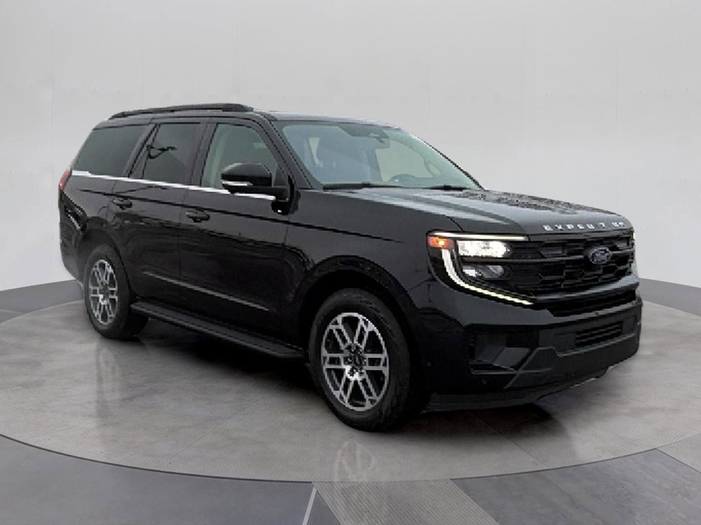 Used 2025 Ford Expedition Active image 9