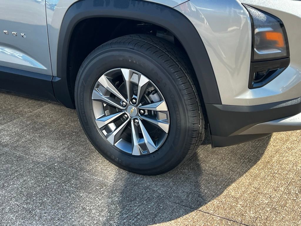 New 2026 Chevrolet Equinox LT w/ Safety and Technology Package image 7