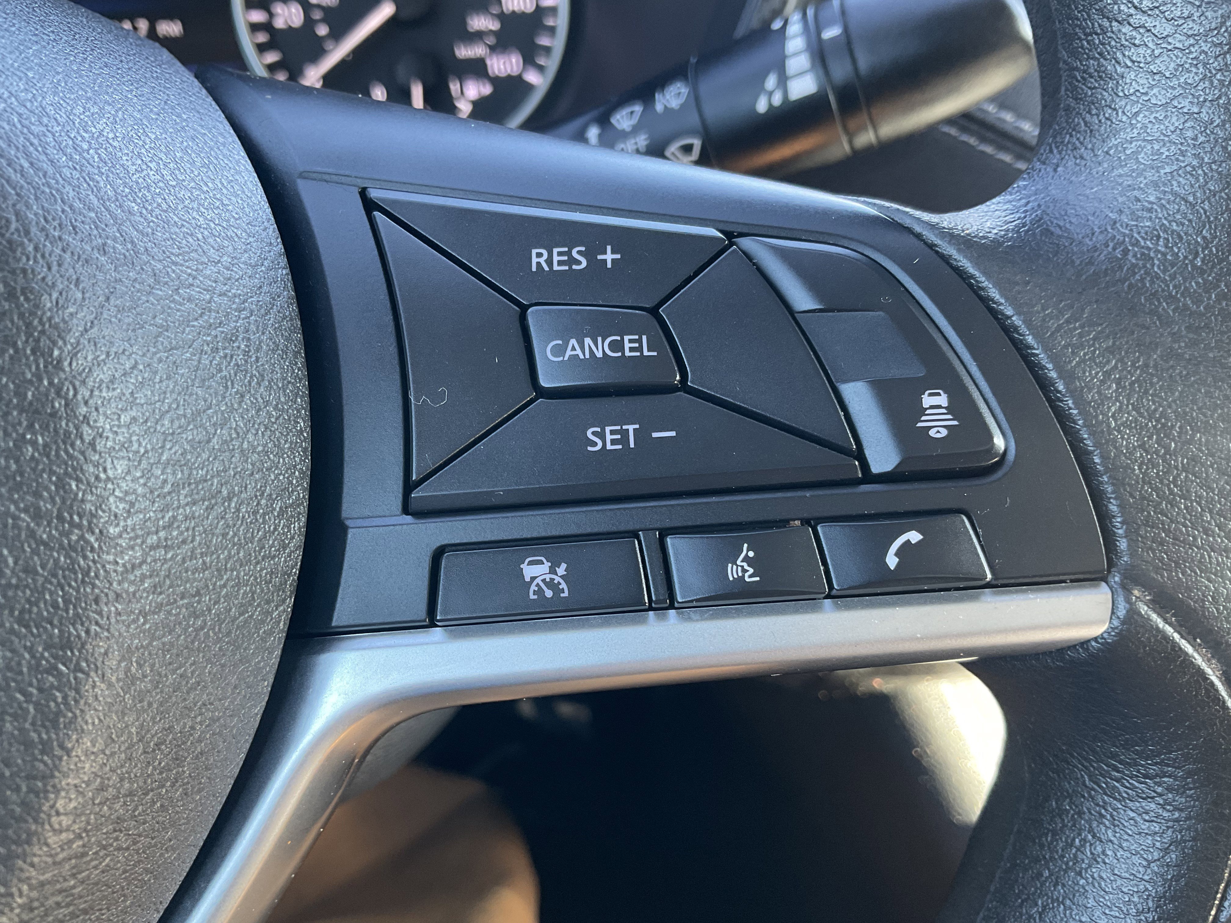 Used 2023 Nissan Sentra SV image 31