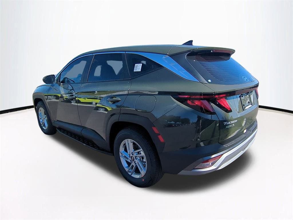 New 2026 Hyundai Tucson SE image 7