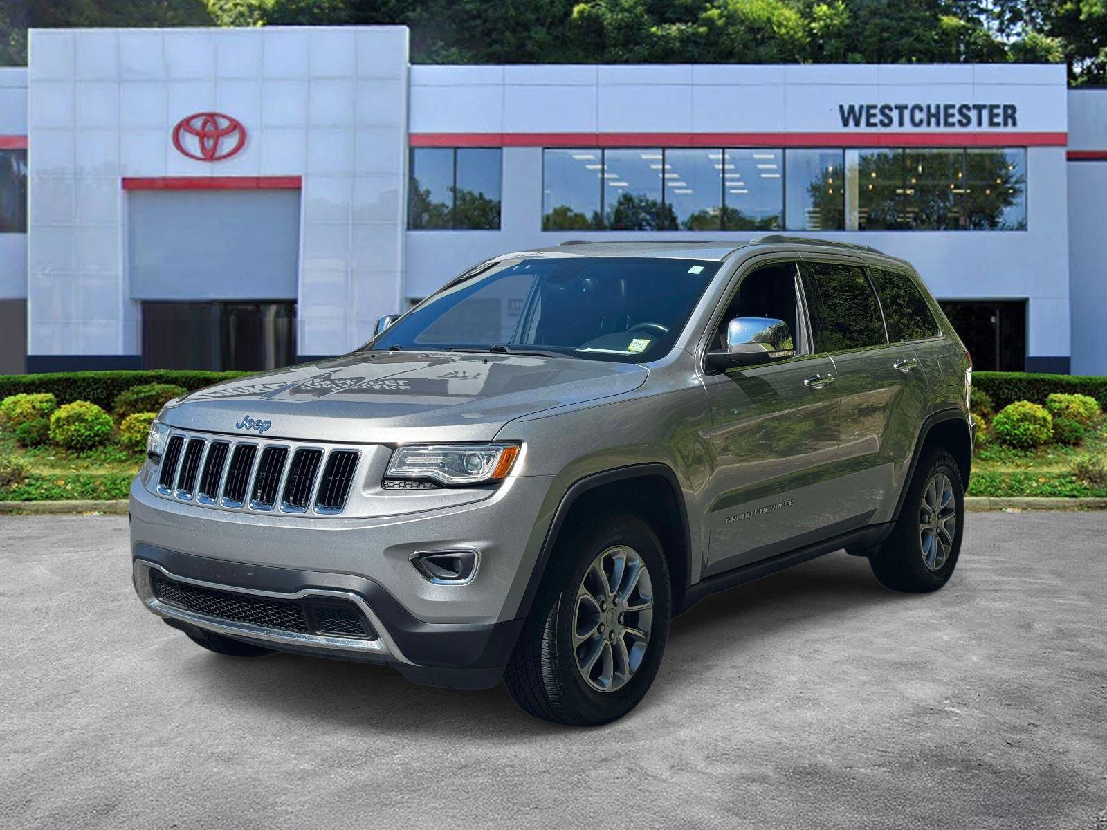 Used 2015 Jeep Grand Cherokee Limited w/ Luxury Group II AWD/4WD image 4