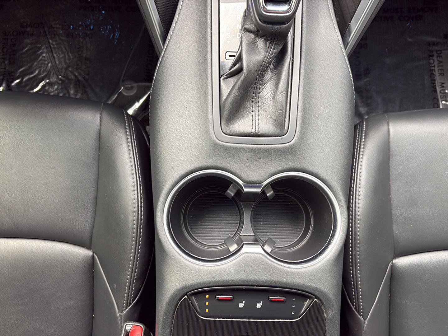 Used 2022 Toyota Venza XLE image 17