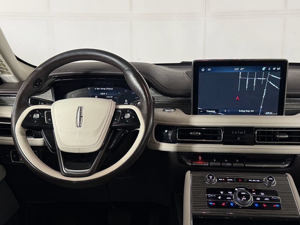 Used 2021 Lincoln Aviator Black Label AWD/4WD image 41