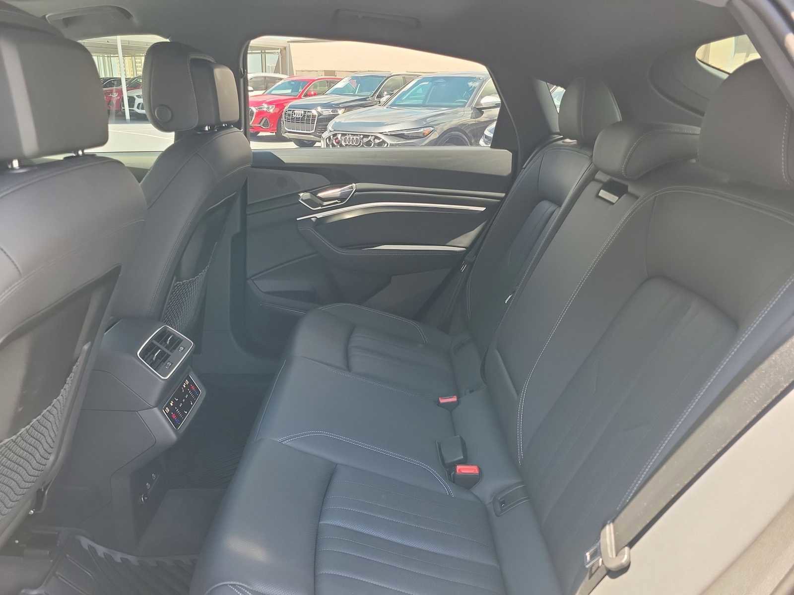 Certified 2024 Audi Q8 e-tron Premium Plus w/ Premium Plus Package AWD/4WD image 20