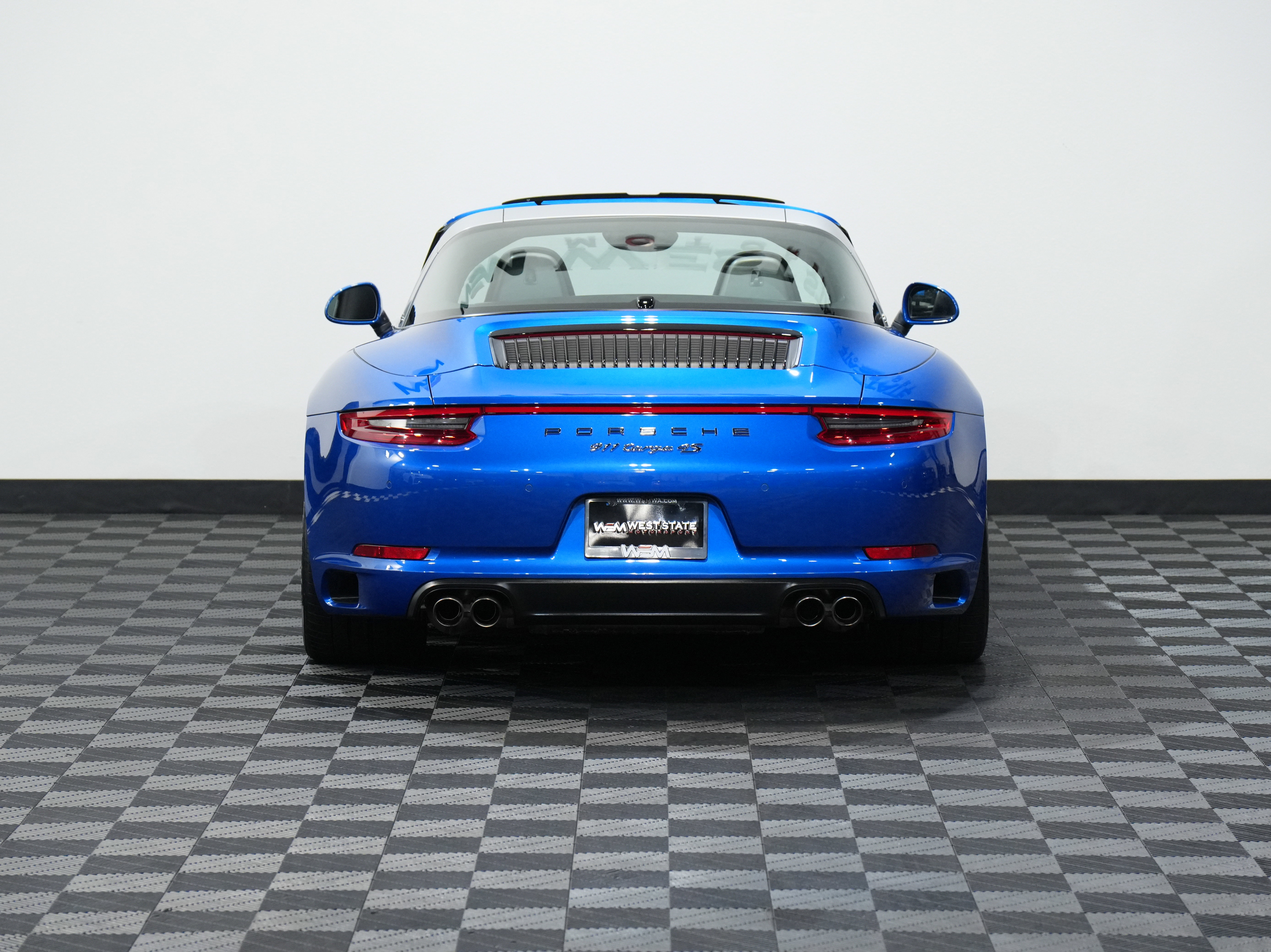 Used 2017 Porsche 911 Targa 4S image 7