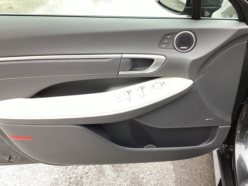 New 2026 Hyundai Sonata Limited FWD image 25
